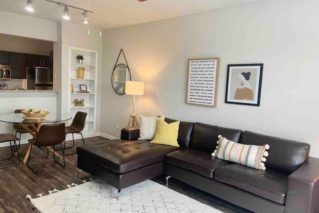 Newly Furnished 1Br Apartment W/ Hermann Park View Х'юстон Екстер'єр фото