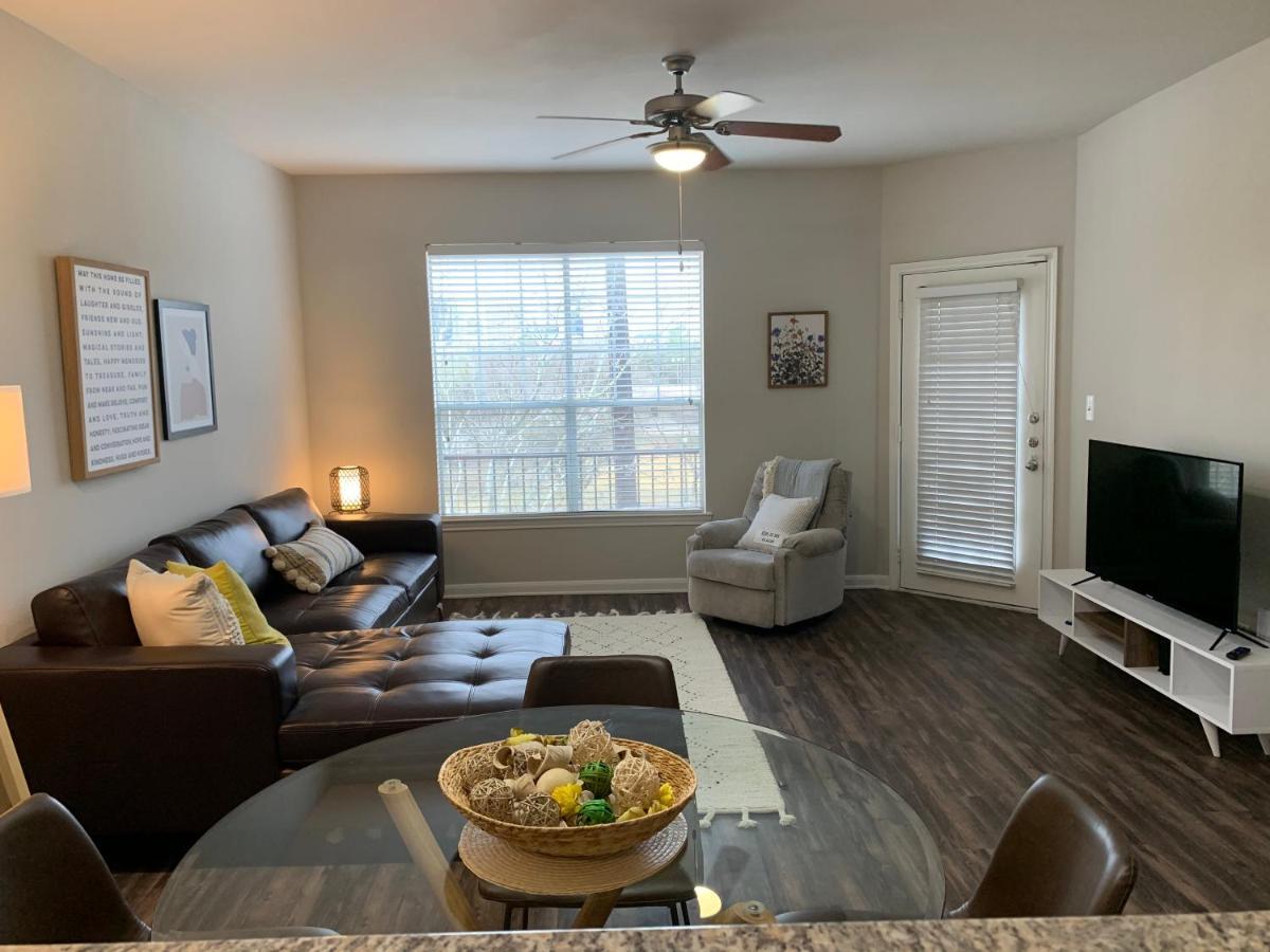 Newly Furnished 1Br Apartment W/ Hermann Park View Х'юстон Екстер'єр фото